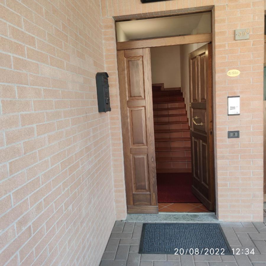 M & M Pinzi Suite Apartment Montepulciano Stazione Exteriör bild
