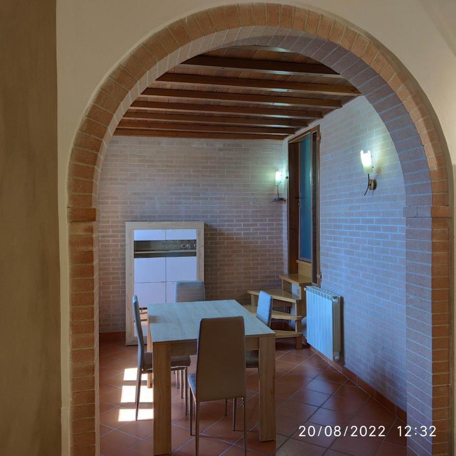 M & M Pinzi Suite Apartment Montepulciano Stazione Exteriör bild